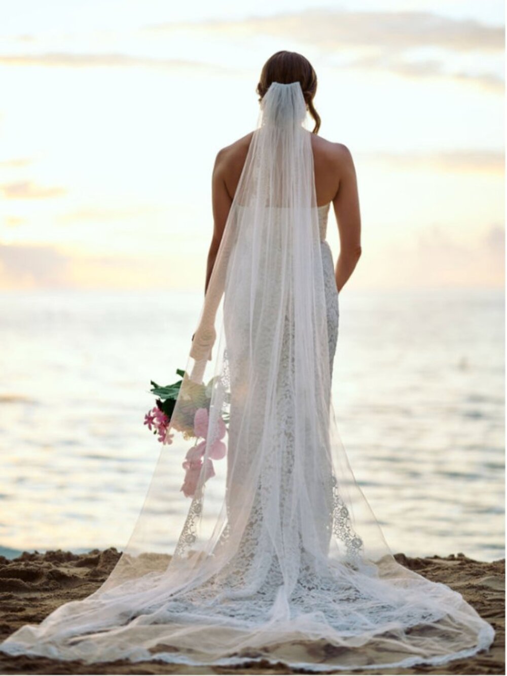 Grace Loves Lace — Joy Wedding Dress — Like New — Size Medium
